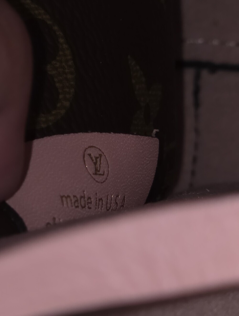 Louis Vuitton Neonoe Rose Poudre - Picture 9 of 9